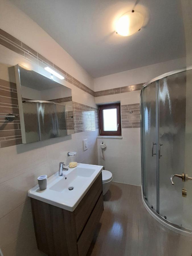 Villa Krizanci Žminj Exteriör bild