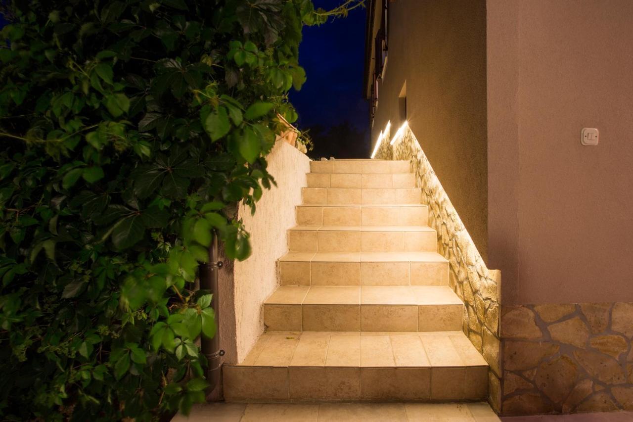 Villa Krizanci Žminj Exteriör bild
